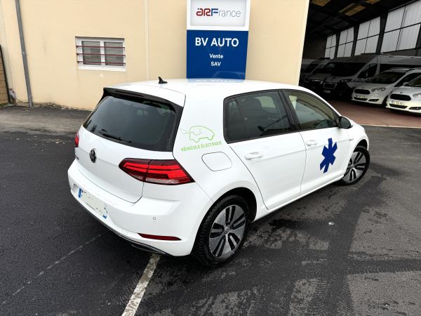 VOLKSWAGEN E-GOLF